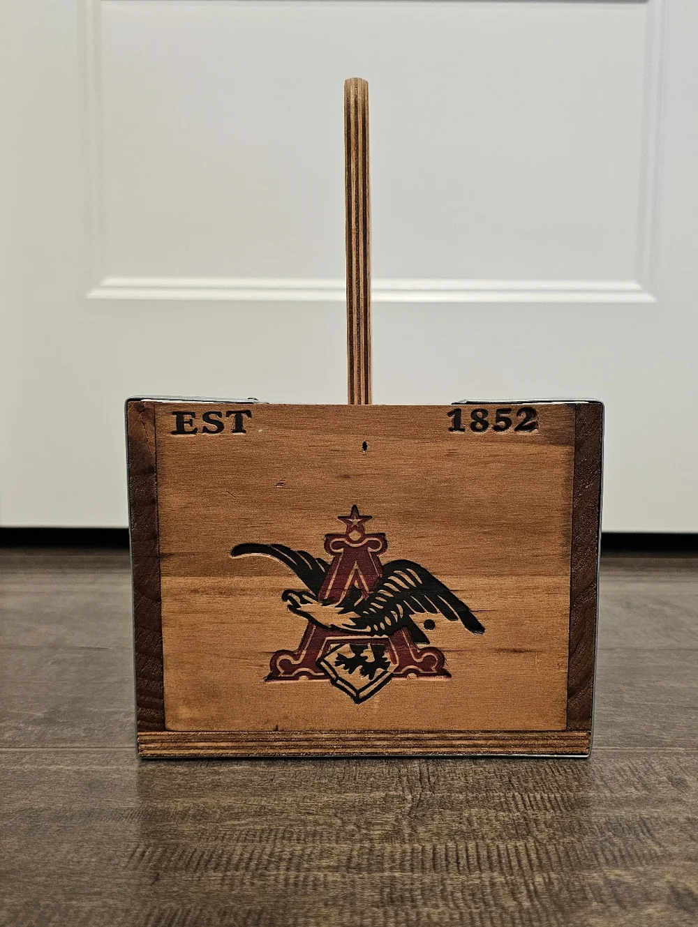RARE & Vintage-Style Anheuser-Busch Wooden 6-Pack Beverage Bottle Carrier